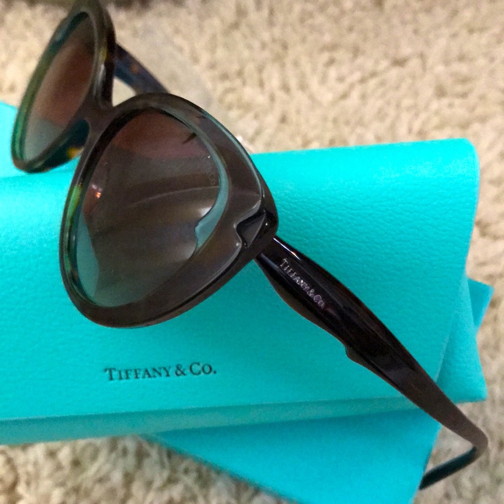 Tiffany Sunglasses🌺HP🌺 - Picture 4 of 6
